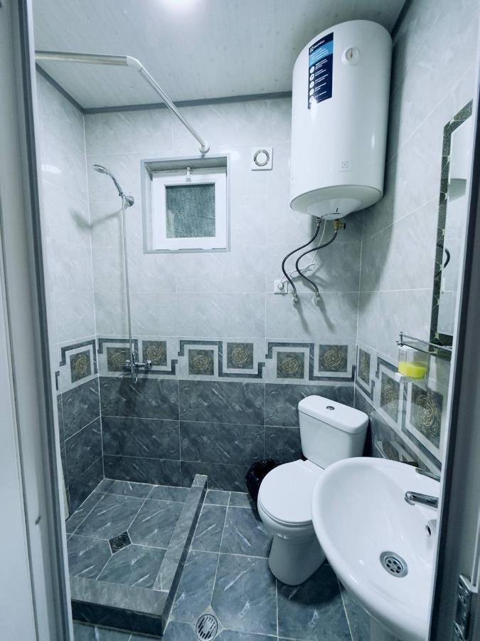 Tetne Qor Guesthouse Местія Екстер'єр фото
