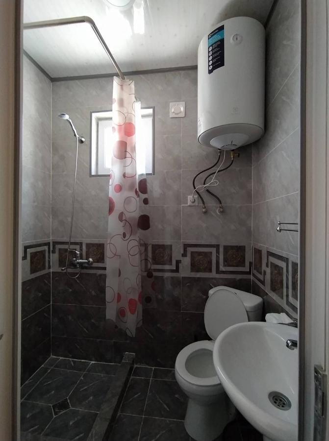 Tetne Qor Guesthouse Местія Екстер'єр фото