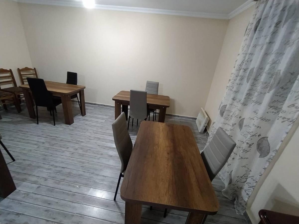 Tetne Qor Guesthouse Местія Екстер'єр фото