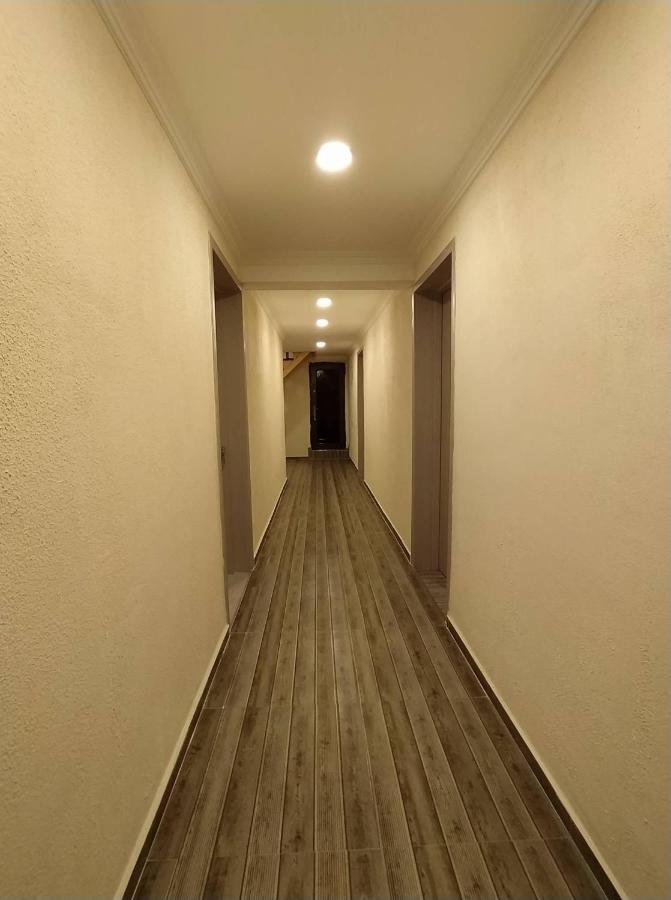 Tetne Qor Guesthouse Местія Екстер'єр фото